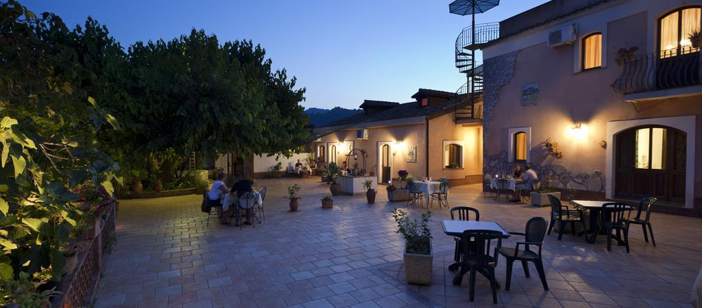 Agriturismo Terrenia Villa Trappitello Luaran gambar